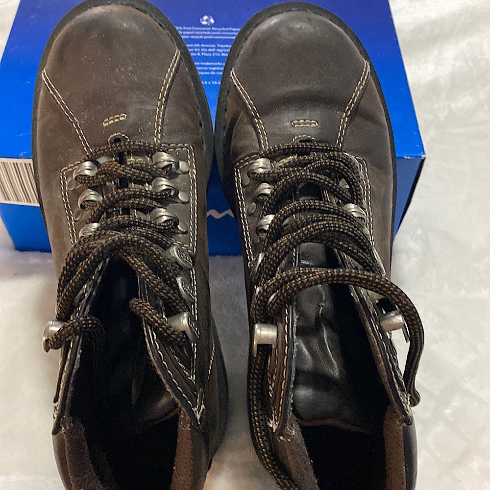 Women’s steel toe work boots size 7